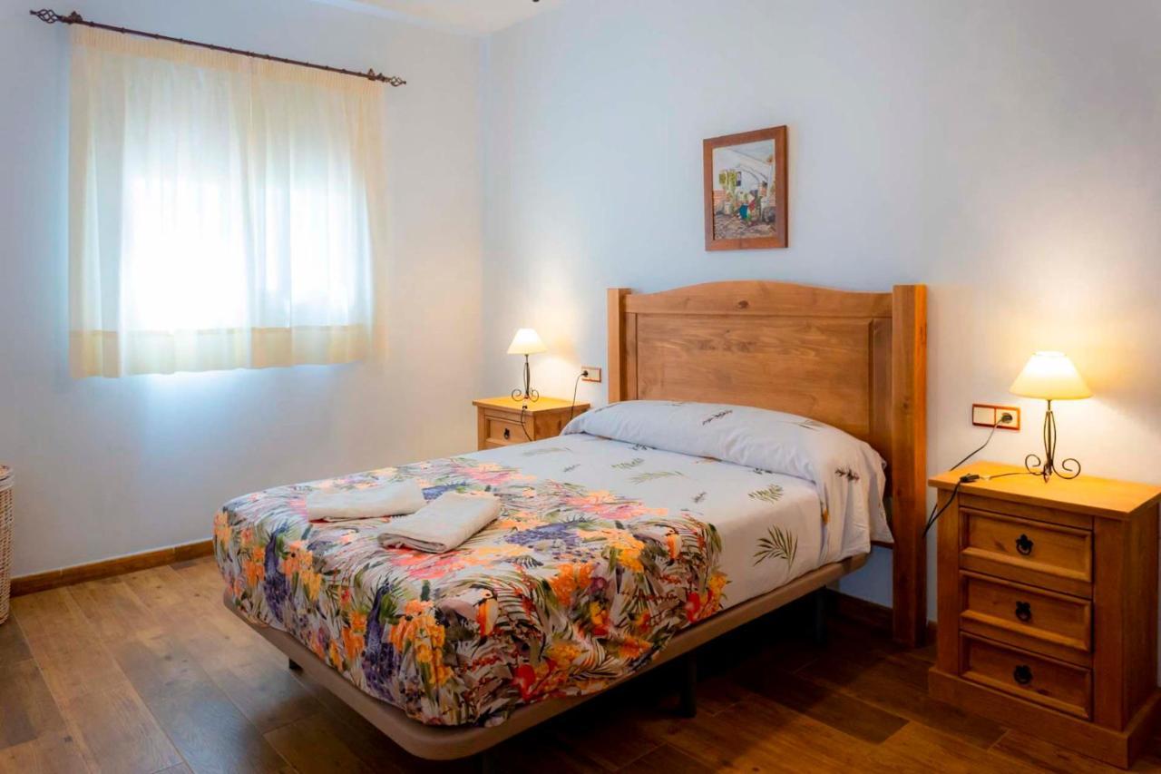 Lagar Del Chorro Junto Caminito Del Rey Piscina Y Baloncesto Apartment Luaran gambar