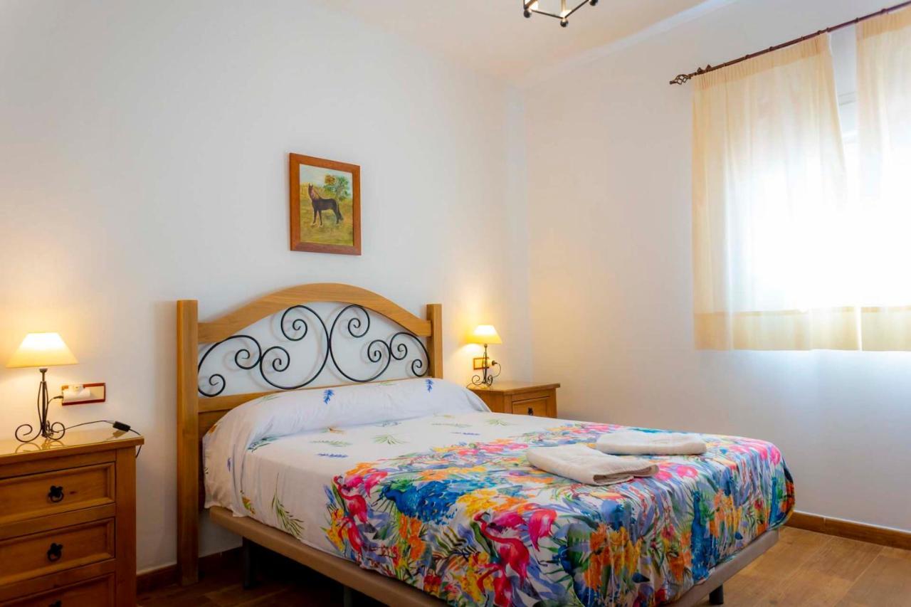 Lagar Del Chorro Junto Caminito Del Rey Piscina Y Baloncesto Apartment Luaran gambar