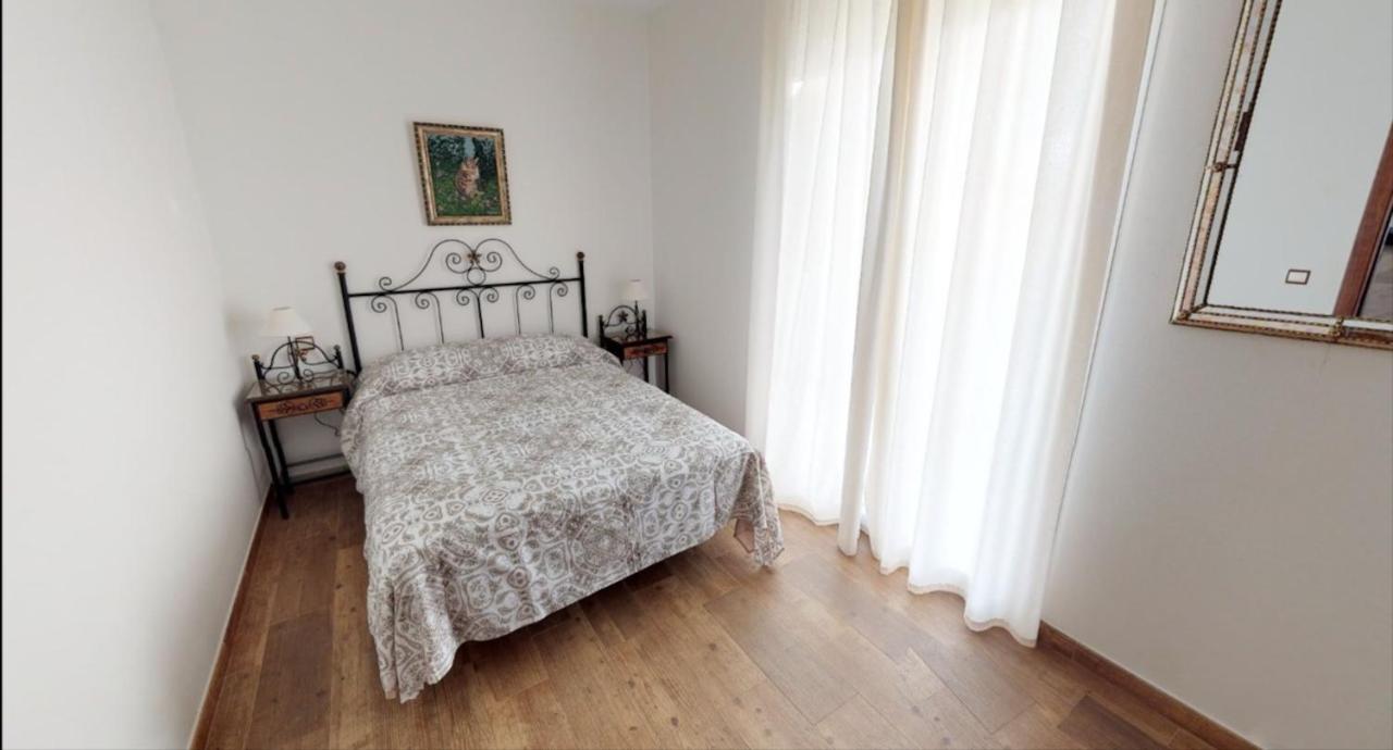 Lagar Del Chorro Junto Caminito Del Rey Piscina Y Baloncesto Apartment Luaran gambar